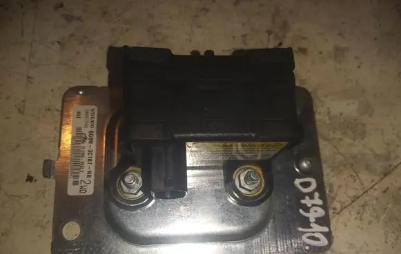 Volvo XC70 ESP acceleration yaw rate sensor 30667399