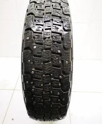 BMW 3 E46 R14 winter/snow tires with studs 18580R1491Q XMS260