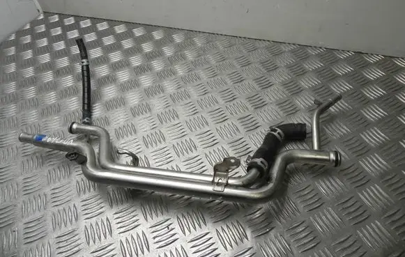 Lexus RX 450H Engine coolant pipe/hose VD17695