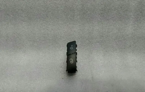 Mercedes-Benz CLS C218 X218 Central locking switch button A2049058502