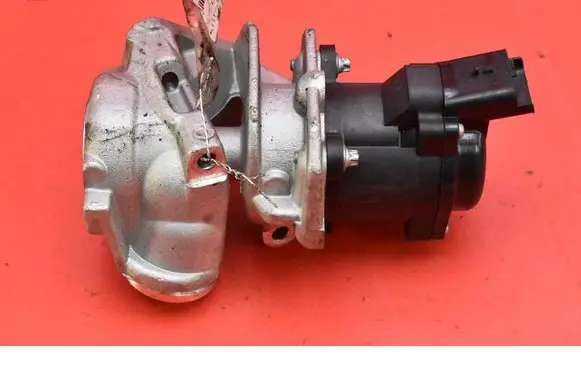 Citroen C4 Grand Picasso EGR valve
