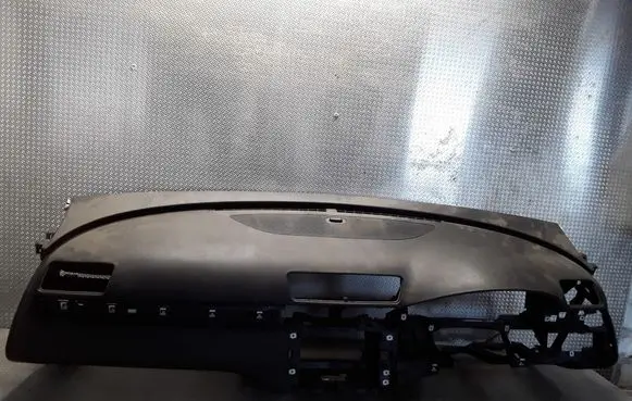 Volkswagen PASSAT B6 Dashboard ZSB3C2857003HM