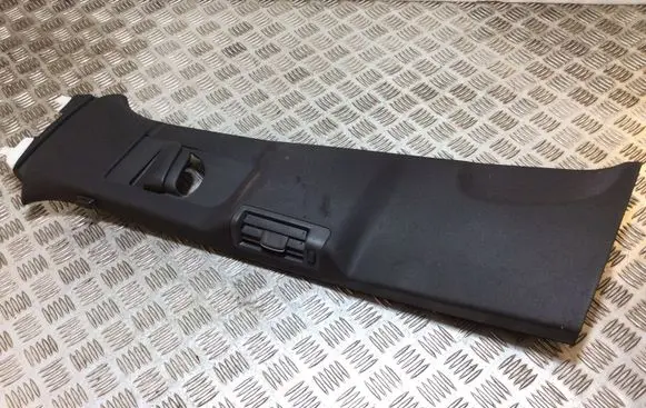 Volvo XC90 (B) pillar trim (top) 31651528