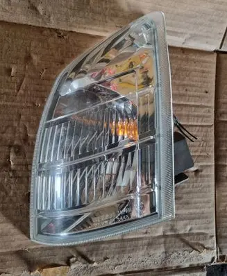Nissan X-Trail T30 Front indicator light 3443