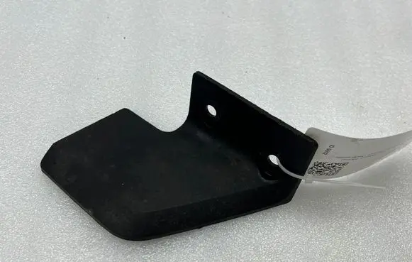 Nissan Juke II F16 Rear mudguard 768576PA0A