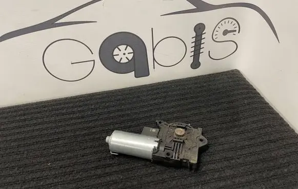 BMW X5 G05 Sunroof motor/actuator 0000004533 10030661A 364462