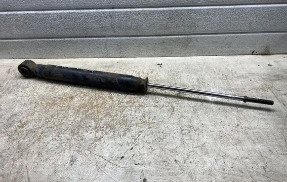 Toyota Previa (XR30, XR40) II Rear shock absorber/damper