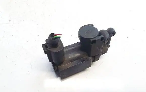 Audi A4 S4 B7 8E 8H Turbo solenoid valve 059906628B 7.01019.00