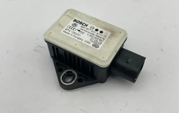 Audi A4 S4 B8 8K ESP acceleration yaw rate sensor 8K0907637A 0265005667