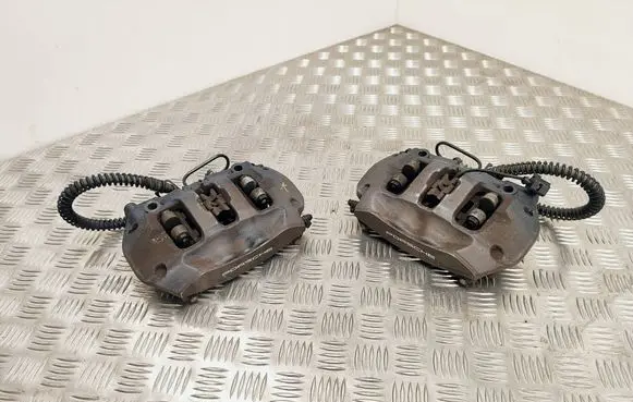Porsche Cayenne (92A) Rear brake caliper 7P0615424 7P5615403S 7P0615423