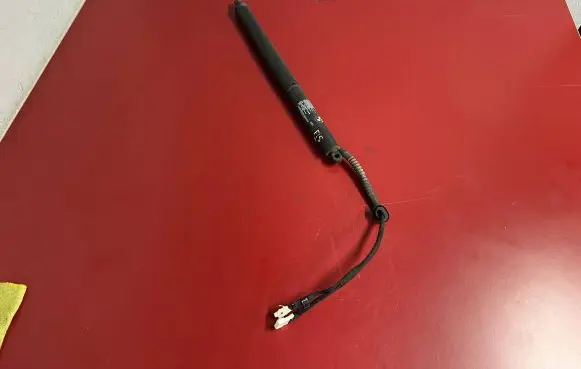 BMW X5 F15 Tailgate/trunk strut/damper 7449810