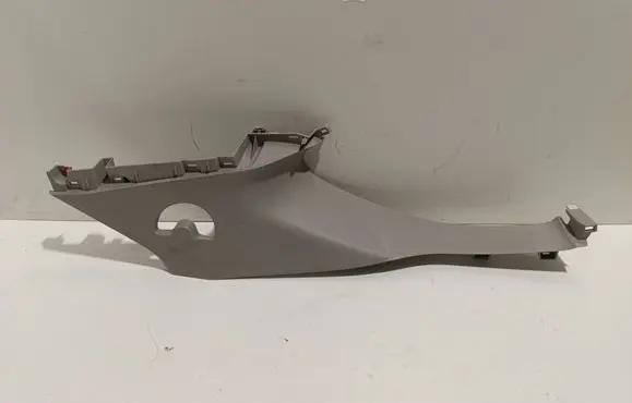Toyota Highlander XU70 (D) pillar trim (bottom) 624700E200