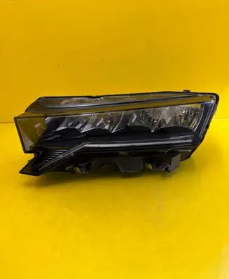 Skoda Octavia Mk4 Headlight/headlamp 5E4941009