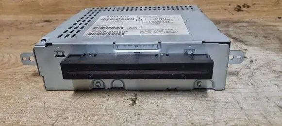 Volvo XC90 Radio/CD/DVD/GPS head unit 307379721