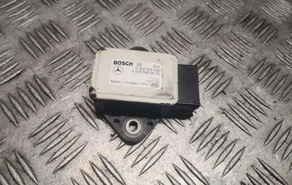 Mercedes-Benz E A207 Yaw turn rate sensor A0055422618 0055422618