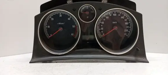 Opel Zafira B Speedometer (instrument cluster) 13225988 SW6607 A2C53085860
