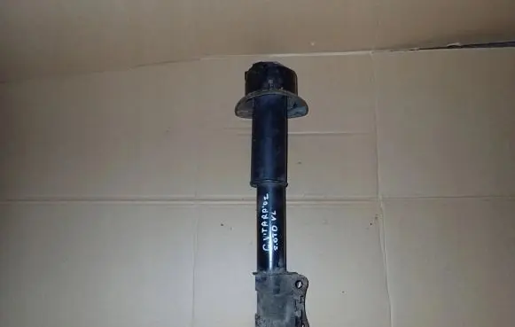 Front shock absorber with coil spring