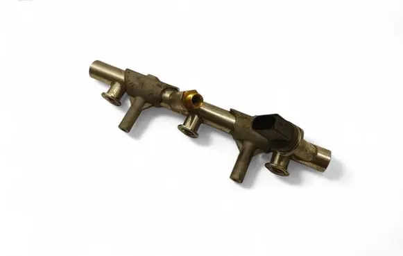 Audi Q7 4M Fuel main line pipe 06E130089AF