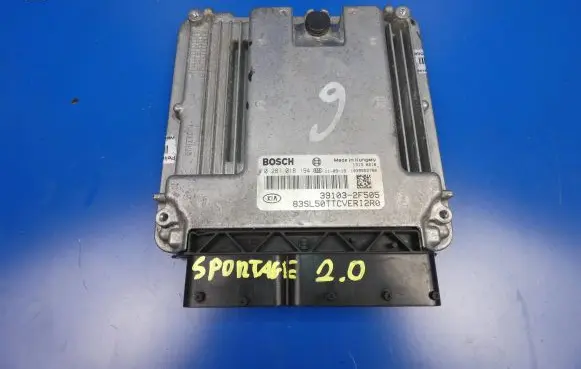 KIA Sportage Engine control unit/module 39103-2F505 1039S52786 0281018194