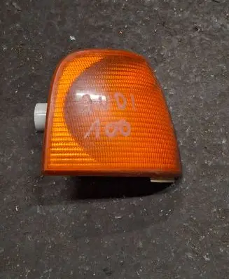 Audi 100 S4 C4 Front indicator light 42667R6