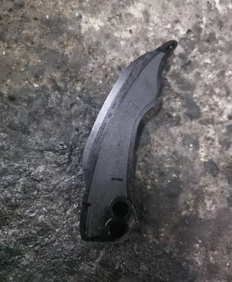 BMW 3 F30 F35 F31 Slide rail for timing chain 8573159