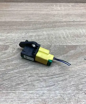 Volkswagen PASSAT B7 Airbag deployment crash/impact sensor 5N0959351B