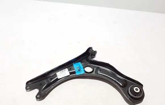 Skoda Kamiq Front lower control arm/wishbone 2Q0407152D