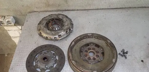 Peugeot 407 Clutch set kit 124041110 324043410