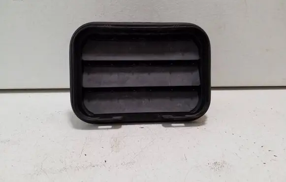 Mercedes-Benz GLB X247 Quarter panel pressure vent A1778302100