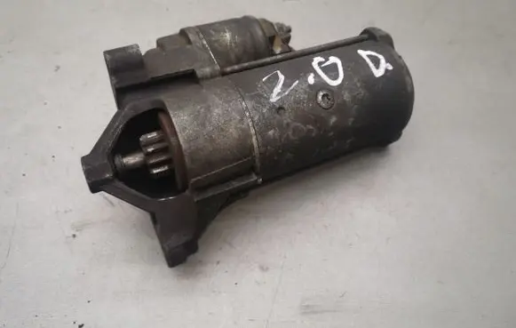 Peugeot 406 Starter motor D7R26