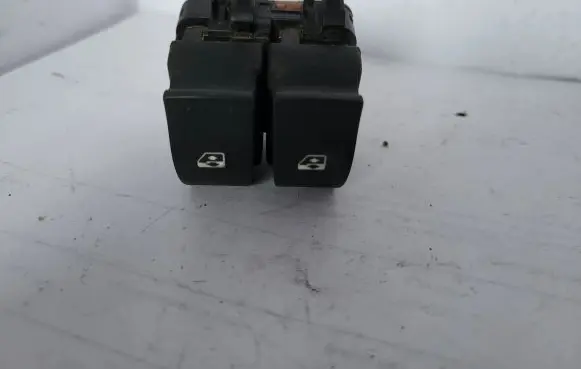 Renault Espace - Grand espace IV Electric window control switch 015085A 223511H 2650302
