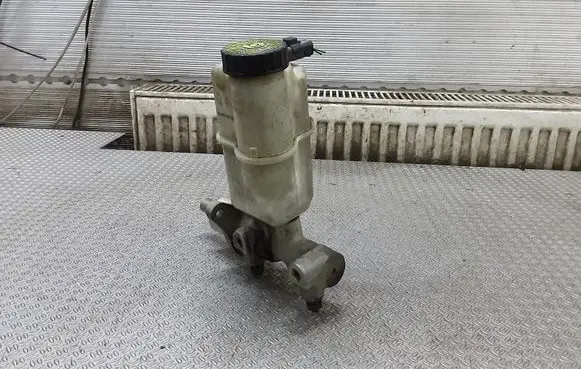 Peugeot 407 Master brake cylinder 9646980980