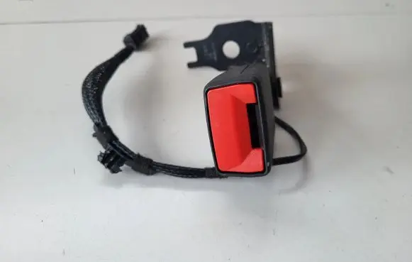 Opel Mokka B Rear seatbelt buckle 9834688780