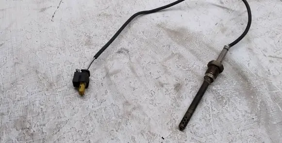 Mercedes-Benz ML W164 Exhaust gas temperature sensor A0071536328 1141385302858