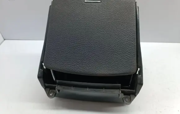 Mercedes-Benz CL C215 Glove box central console 