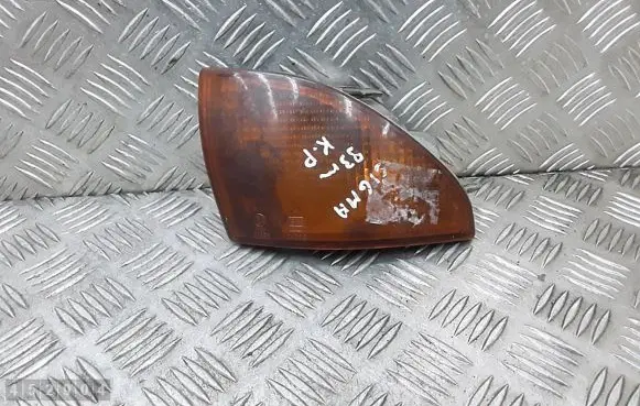 Front indicator light