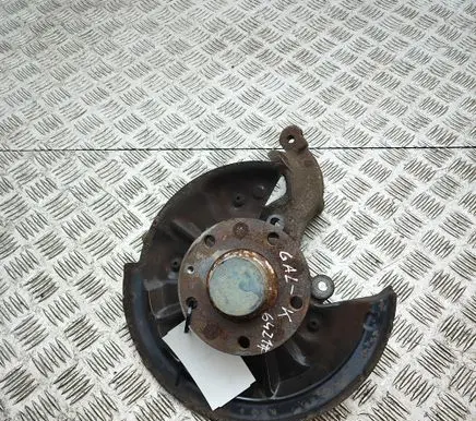 Volkswagen Golf VII Rear wheel hub 5Q0505435F