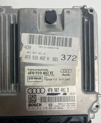 Audi A6 S6 C6 4F Engine control unit/module 4F0907401B