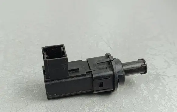 Jeep Grand Cherokee Brake pedal sensor switch 68078700AE