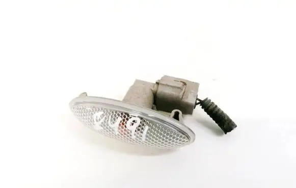 Toyota Corolla E140 E150 Front fender indicator light 12513 12-513