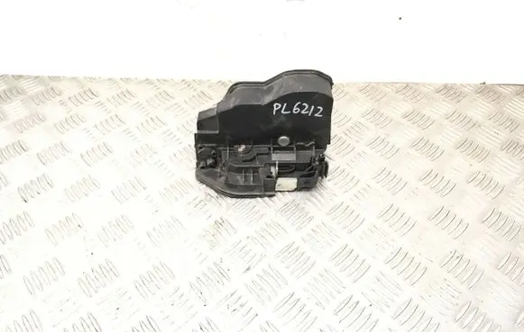 BMW 5 E60 E61 Front door lock A053702 LLATCH