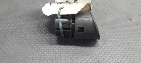 Renault Megane II Engine start stop button switch 