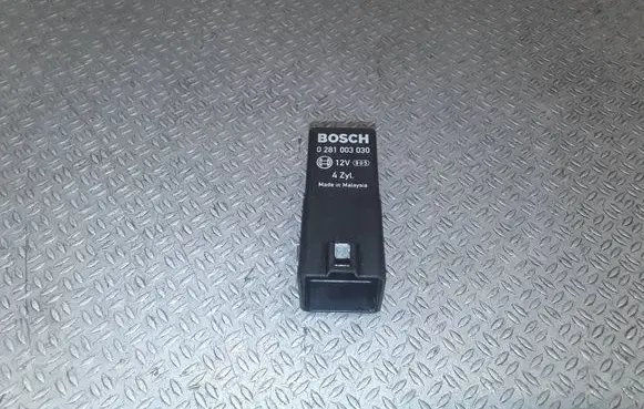 Honda FR-V Glow plug pre-heat relay 0281003030