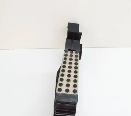 Mercedes-Benz SLK R171 Accelerator throttle pedal A2113001604