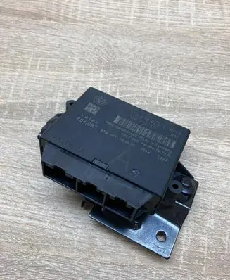 Volkswagen Touran II Parking PDC control unit/module 1T0919475C 604097