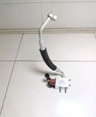 Air conditioning (A/C) expansion valve