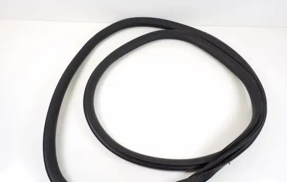 Front door rubber seal