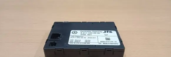 Mercedes-Benz E W211 Gateway control module A2115403545 ZGS001 A2114452600