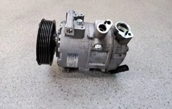 Volkswagen Touran II Air conditioning (A/C) compressor (pump) 1K0820803SAOP1041 1K0820803S