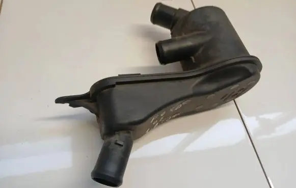 Ford Mondeo MK IV Oil breather separator 6G9Q6A785AB